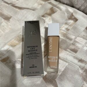 Lancome Rénergie Lift Makeup Foundation SPF 27 - 110 Ivoire (C)